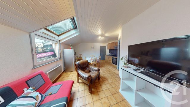 Afficher la photo en grand Appartement F2 à vendre - 2 pièces - 42 m2 - Morteau - 25 - FRANCHE-COMTE