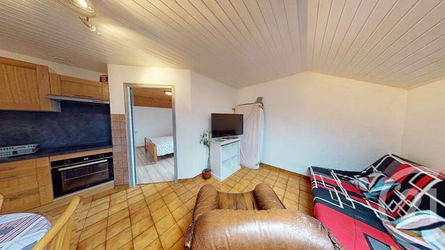 Afficher la photo en grand Appartement F2 à vendre - 2 pièces - 42 m2 - Morteau - 25 - FRANCHE-COMTE