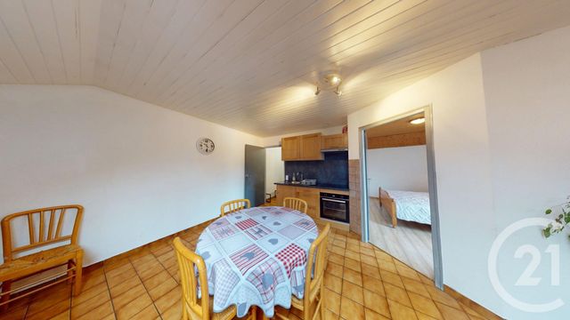 Afficher la photo en grand Appartement F2 à vendre - 2 pièces - 42 m2 - Morteau - 25 - FRANCHE-COMTE