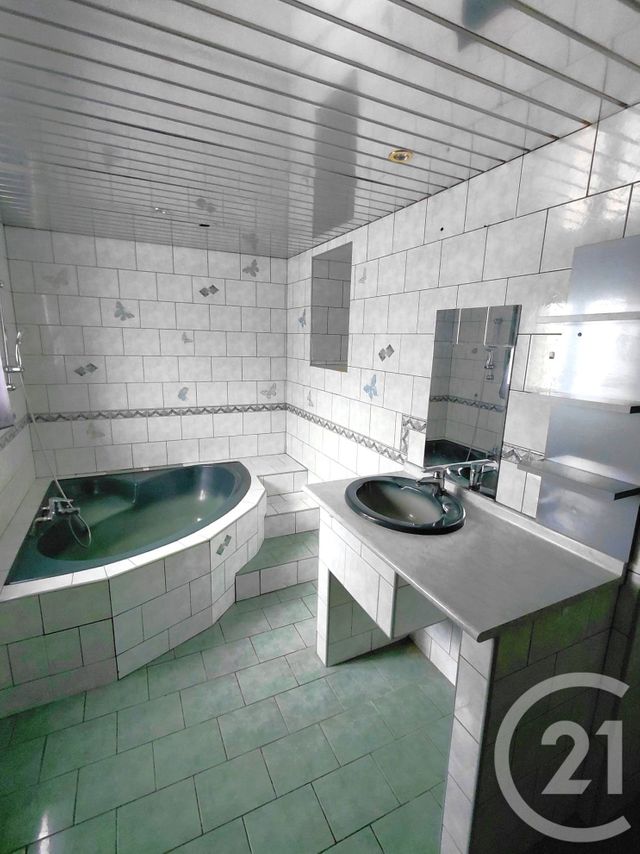 Appartement &agrave; vendre - 3 pi&egrave;ces - 59,74 m2 - Villers Le Lac - 25 - FRANCHE-COMTE