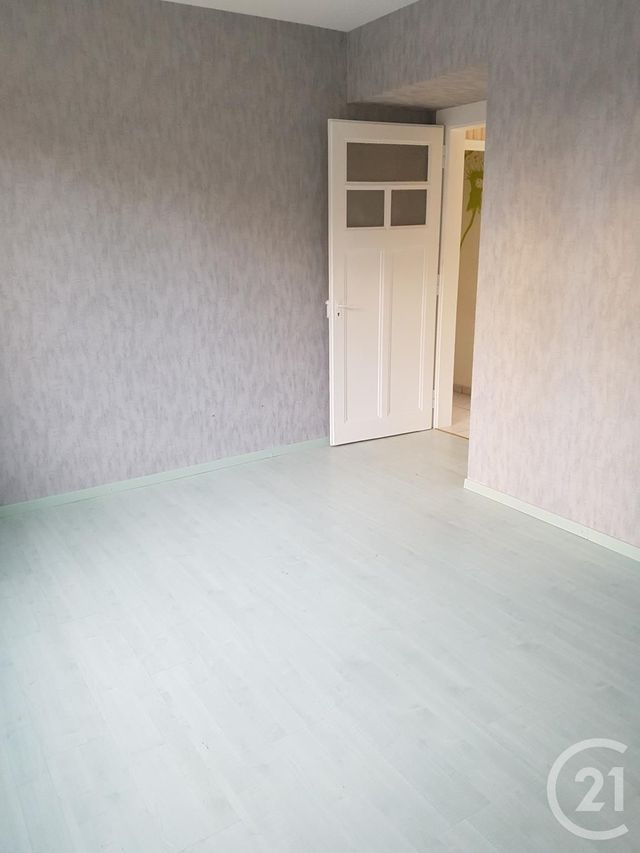 Appartement F3 à louer - 5 pièces - 90 m2 - Morteau - 25 - FRANCHE-COMTE