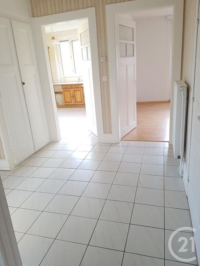 Appartement F3 à louer - 5 pièces - 90 m2 - Morteau - 25 - FRANCHE-COMTE