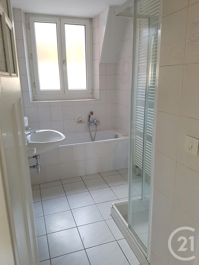 Appartement F3 à louer - 5 pièces - 90 m2 - Morteau - 25 - FRANCHE-COMTE