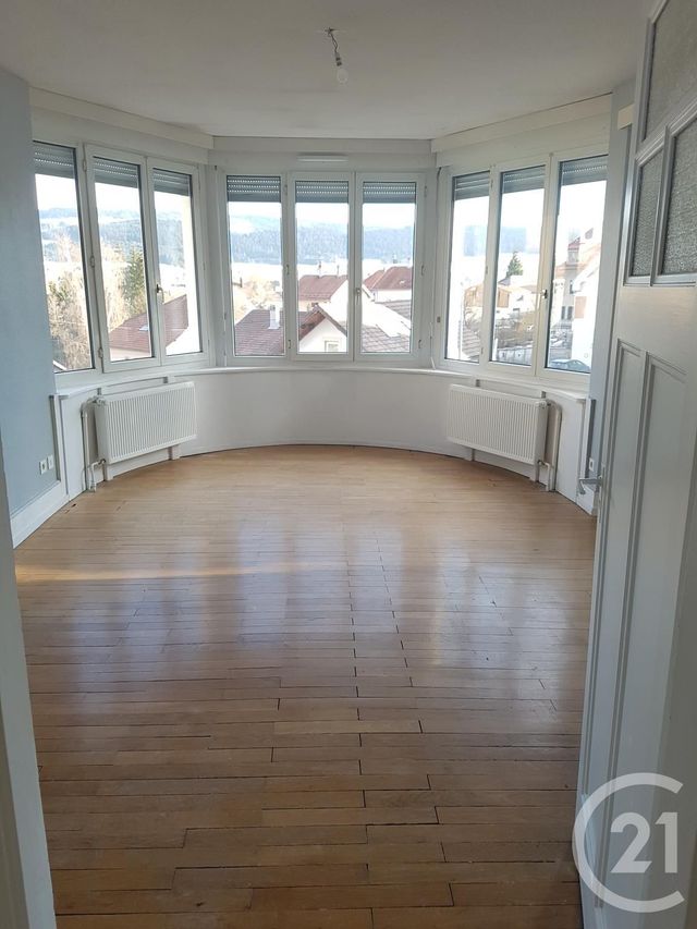 Appartement F3 à louer - 5 pièces - 90 m2 - Morteau - 25 - FRANCHE-COMTE