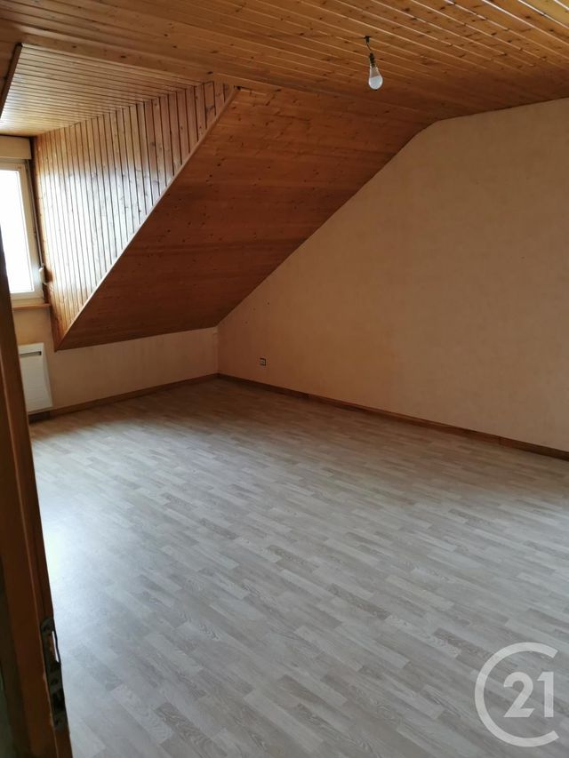 Appartement F3 à louer - 3 pièces - 89,94 m2 - Morteau - 25 - FRANCHE-COMTE