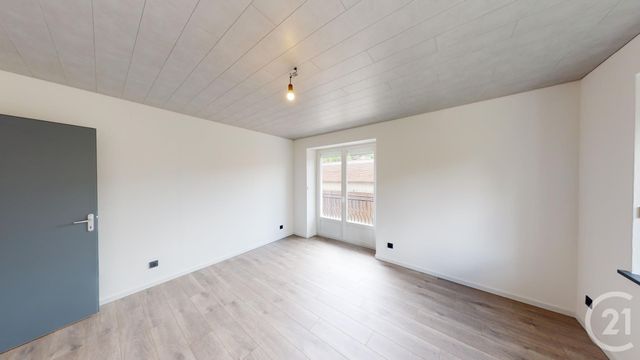 Appartement T4 &agrave; louer - 4 pi&egrave;ces - 110,55 m2 - Grand Combe Chateleu - 25 - FRANCHE-COMTE
