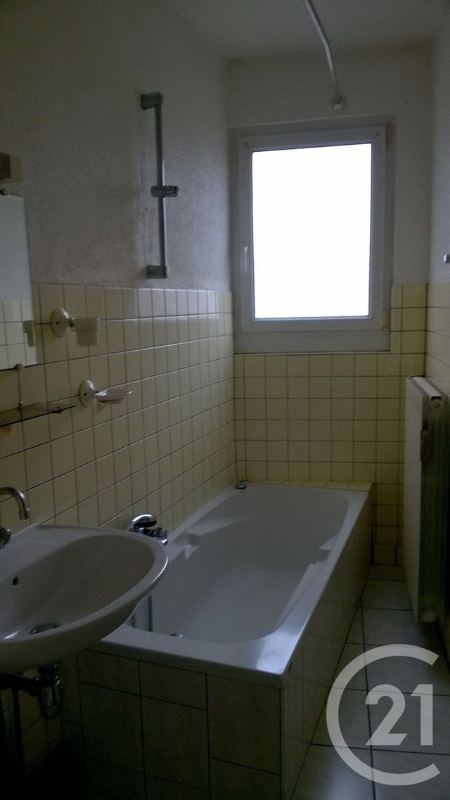 Appartement T3 &agrave; vendre - 3 pi&egrave;ces - 63,40 m2 - Villers Le Lac - 25 - FRANCHE-COMTE