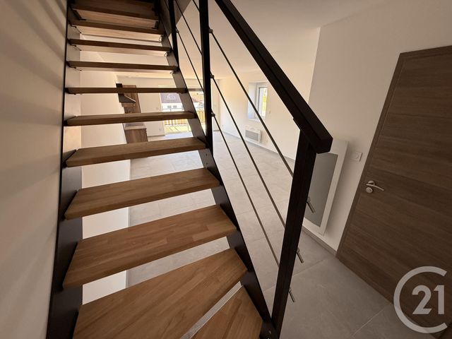 Appartement &agrave; louer - 3 pi&egrave;ces - 74,38 m2 - Noel Cerneux - 25 - FRANCHE-COMTE