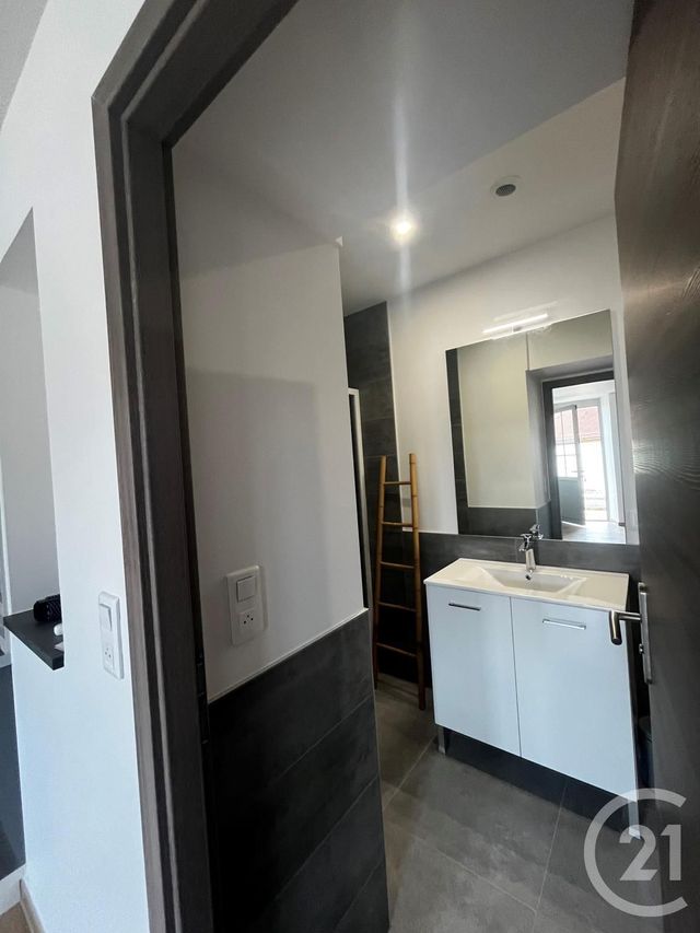 Appartement F1 &agrave; louer - 1 pi&egrave;ce - 26,26 m2 - Morteau - 25 - FRANCHE-COMTE