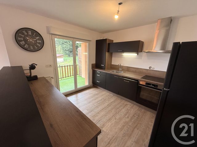 Appartement F3 &agrave; louer - 3 pi&egrave;ces - 70,24 m2 - Les Fins - 25 - FRANCHE-COMTE