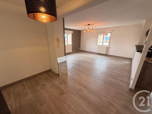 Appartement F3 &agrave; louer - 3 pi&egrave;ces - 70,24 m2 - Les Fins - 25 - FRANCHE-COMTE