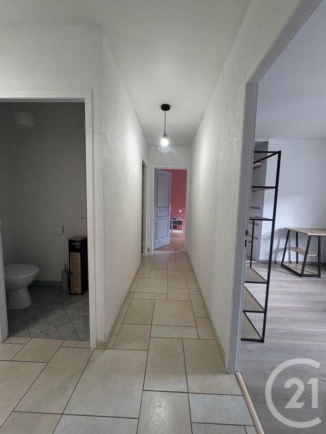 Appartement F4 &agrave; louer - 4 pi&egrave;ces - 92,26 m2 - Villers Le Lac - 25 - FRANCHE-COMTE