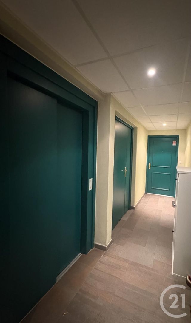 Appartement F4 &agrave; louer - 4 pi&egrave;ces - 92,26 m2 - Villers Le Lac - 25 - FRANCHE-COMTE