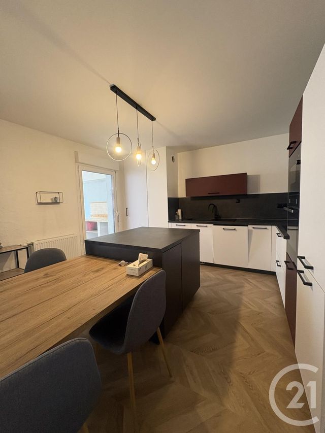 Appartement F4 &agrave; louer - 4 pi&egrave;ces - 92,26 m2 - Villers Le Lac - 25 - FRANCHE-COMTE