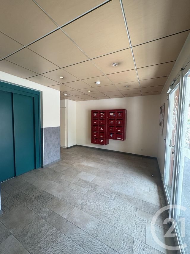 Appartement F4 &agrave; louer - 4 pi&egrave;ces - 92,26 m2 - Villers Le Lac - 25 - FRANCHE-COMTE