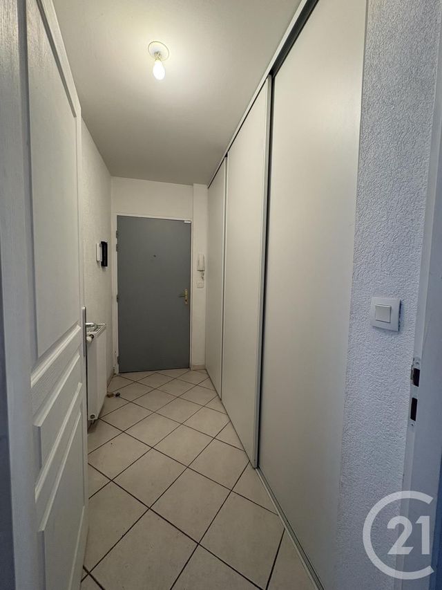 Appartement F4 &agrave; louer - 4 pi&egrave;ces - 92,26 m2 - Villers Le Lac - 25 - FRANCHE-COMTE