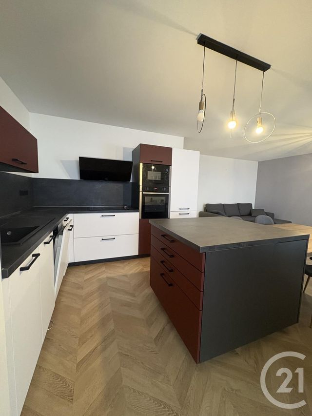 Appartement F4 &agrave; louer - 4 pi&egrave;ces - 92,26 m2 - Villers Le Lac - 25 - FRANCHE-COMTE