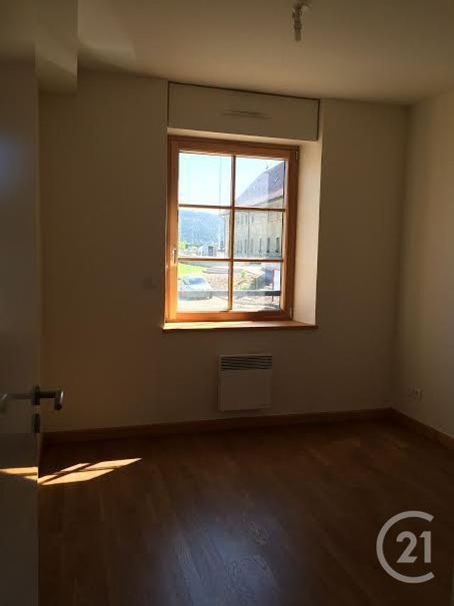 Appartement F2 &agrave; louer - 2 pi&egrave;ces - 50 m2 - Montlebon - 25 - FRANCHE-COMTE