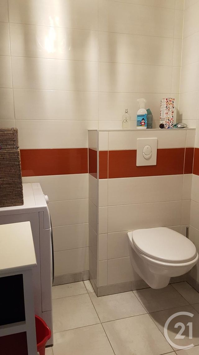 Appartement F3 &agrave; louer - 3 pi&egrave;ces - 65,50 m2 - Morteau - 25 - FRANCHE-COMTE