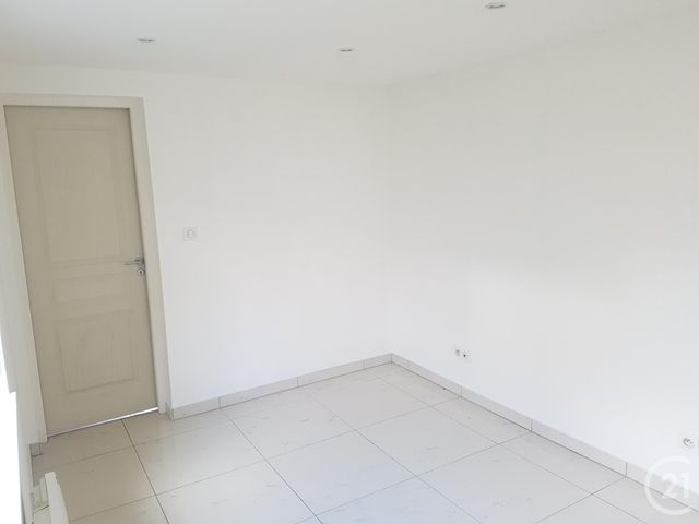 Appartement F2 &agrave; louer - 2 pi&egrave;ces - 41,99 m2 - Villers Le Lac - 25 - FRANCHE-COMTE