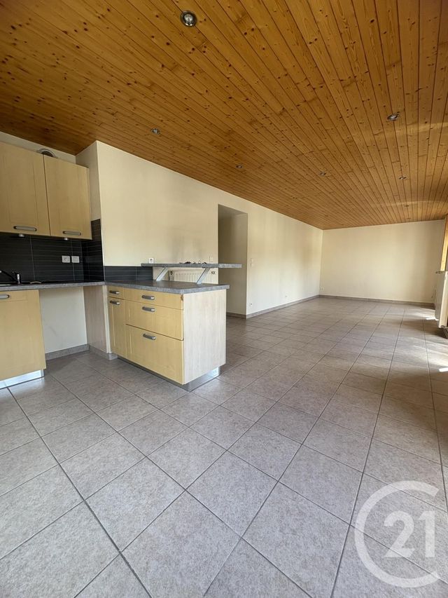 Appartement F4 &agrave; louer - 4 pi&egrave;ces - 88,28 m2 - Morteau - 25 - FRANCHE-COMTE