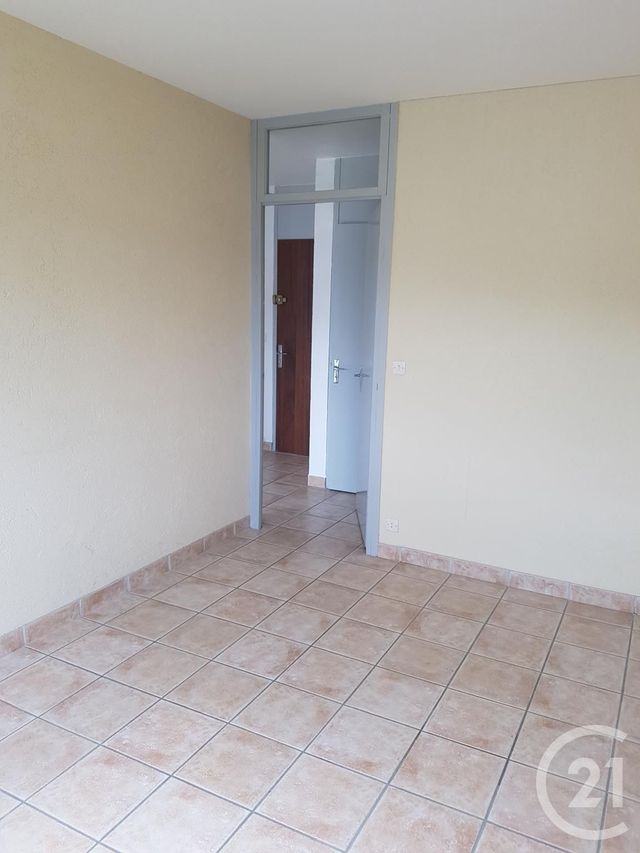 Appartement F2 &agrave; louer - 2 pi&egrave;ces - 40 m2 - Villers Le Lac - 25 - FRANCHE-COMTE