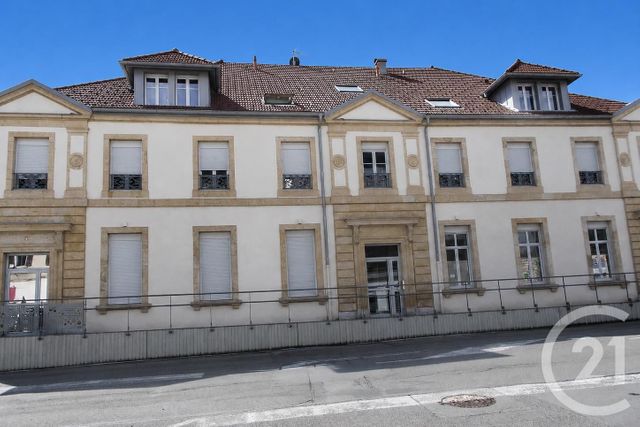 Appartement Local &agrave; louer - 1 pi&egrave;ce - 87 m2 - Villers Le Lac - 25 - FRANCHE-COMTE