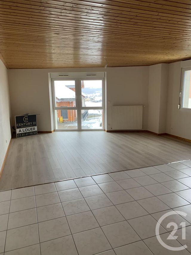 Appartement F4 &agrave; louer - 4 pi&egrave;ces - 88,36 m2 - Gilley - 25 - FRANCHE-COMTE