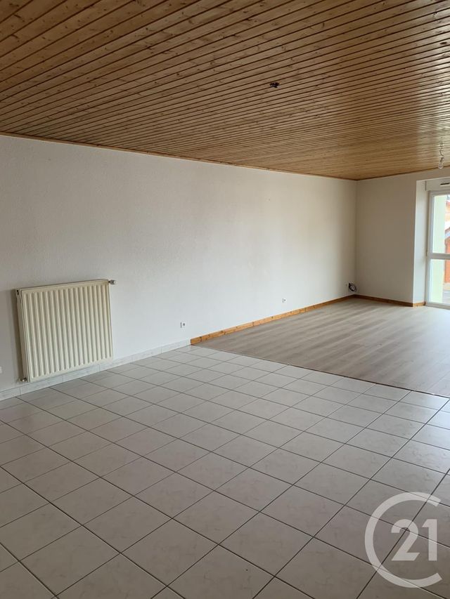 Appartement F4 &agrave; louer - 4 pi&egrave;ces - 88,36 m2 - Gilley - 25 - FRANCHE-COMTE