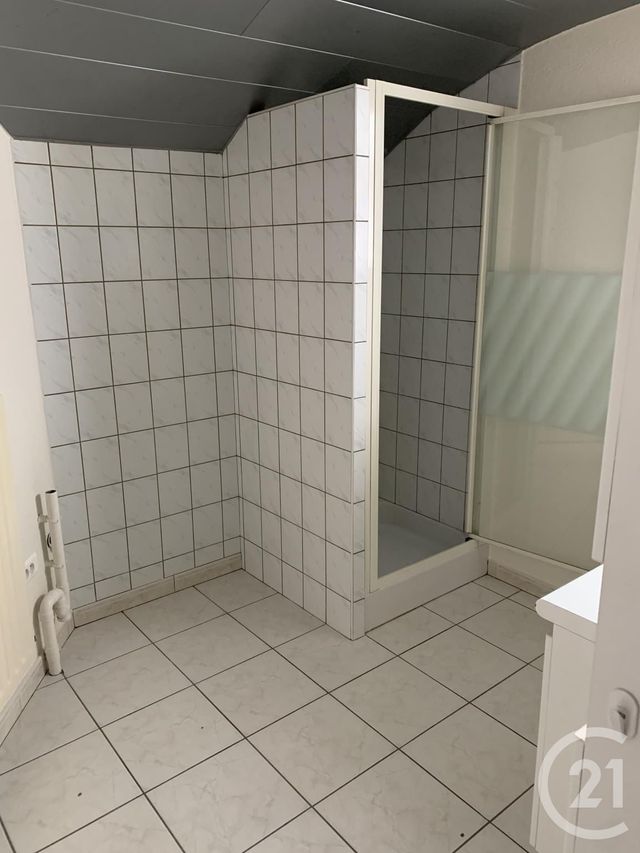 Appartement F4 &agrave; louer - 4 pi&egrave;ces - 88,36 m2 - Gilley - 25 - FRANCHE-COMTE