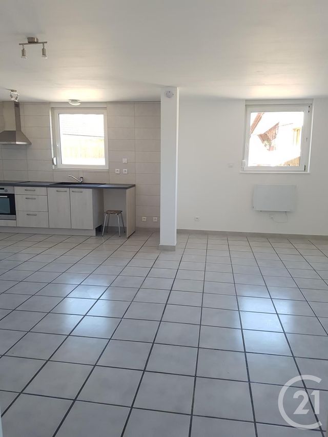 Appartement F3 &agrave; louer - 3 pi&egrave;ces - 59,44 m2 - La Longeville - 25 - FRANCHE-COMTE