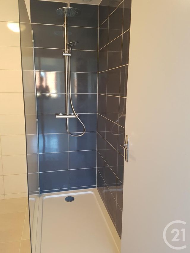 Appartement F3 &agrave; louer - 3 pi&egrave;ces - 59,44 m2 - La Longeville - 25 - FRANCHE-COMTE