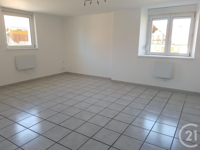 Appartement F3 &agrave; louer - 3 pi&egrave;ces - 59,44 m2 - La Longeville - 25 - FRANCHE-COMTE