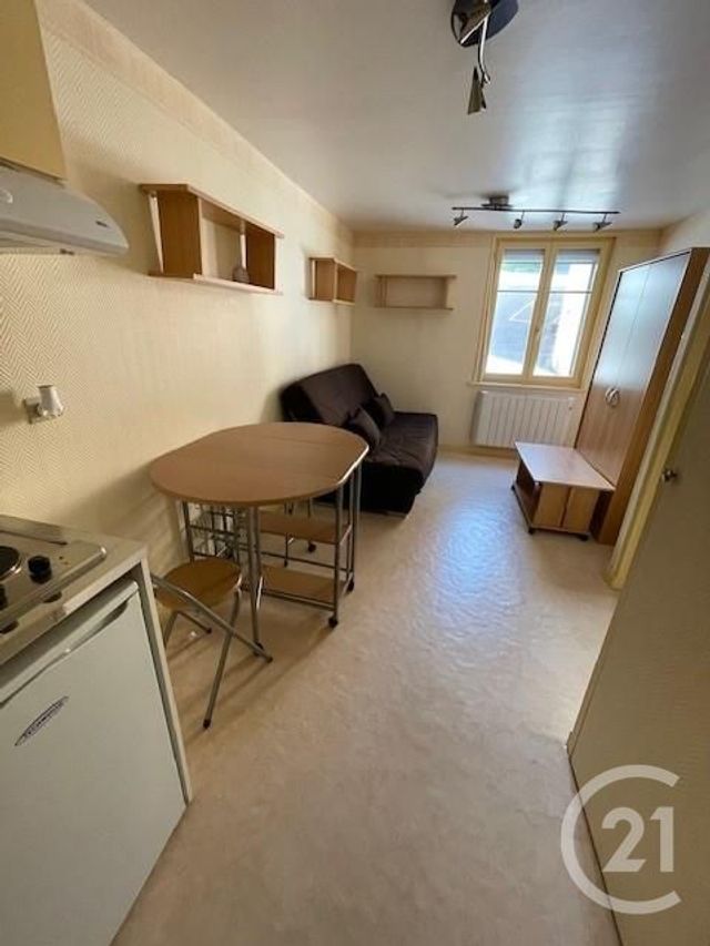 Appartement F1 &agrave; louer - 1 pi&egrave;ce - 14,73 m2 - Villers Le Lac - 25 - FRANCHE-COMTE