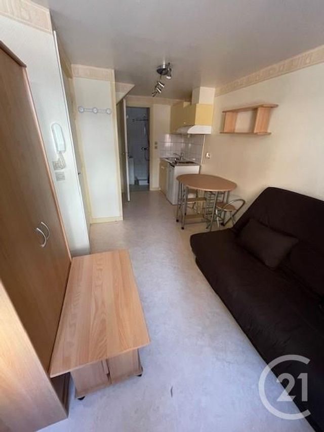 Appartement F1 &agrave; louer - 1 pi&egrave;ce - 14,73 m2 - Villers Le Lac - 25 - FRANCHE-COMTE