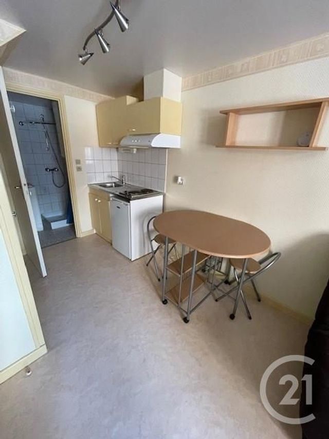 Appartement F1 &agrave; louer - 1 pi&egrave;ce - 14,73 m2 - Villers Le Lac - 25 - FRANCHE-COMTE
