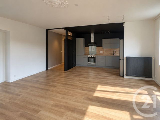 Appartement T3 &agrave; louer - 3 pi&egrave;ces - 92 m2 - Morteau - 25 - FRANCHE-COMTE