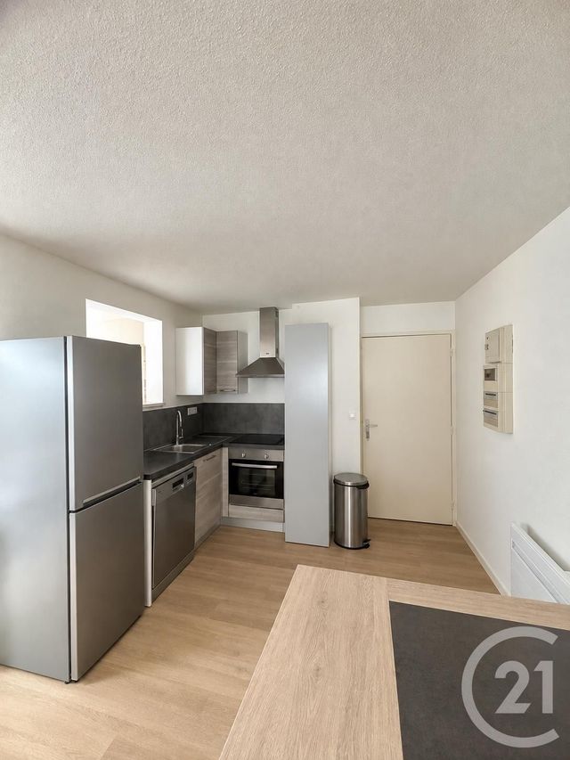 Appartement F2 &agrave; louer - 2 pi&egrave;ces - 47,27 m2 - Les Fins - 25 - FRANCHE-COMTE