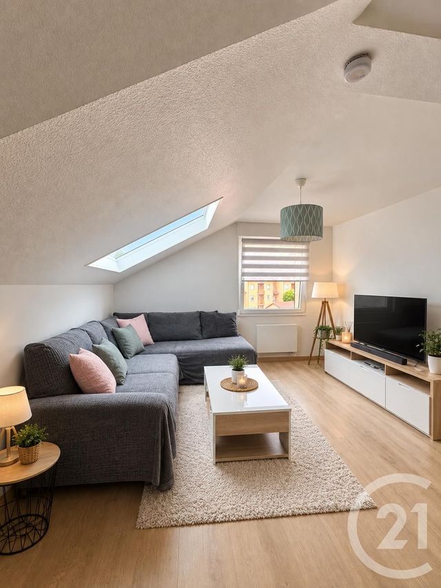 Appartement F2 &agrave; louer - 2 pi&egrave;ces - 47,27 m2 - Les Fins - 25 - FRANCHE-COMTE