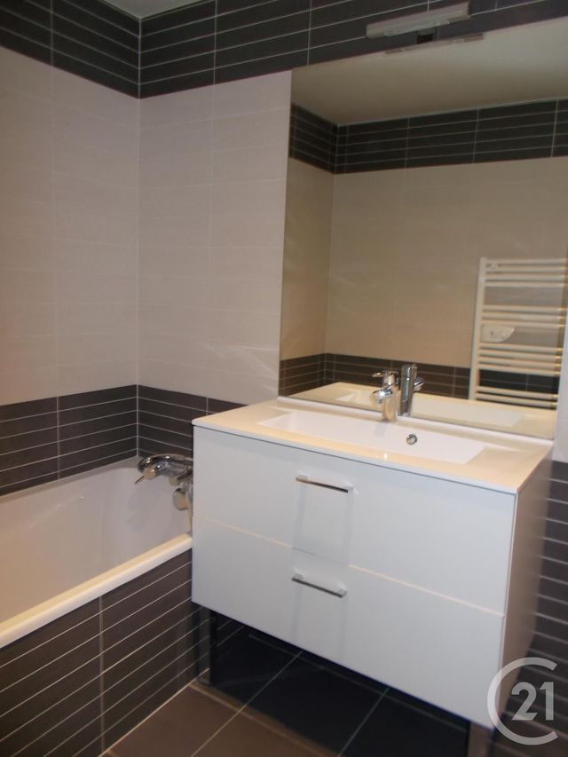 Appartement F3 &agrave; louer - 3 pi&egrave;ces - 45,83 m2 - Morteau - 25 - FRANCHE-COMTE