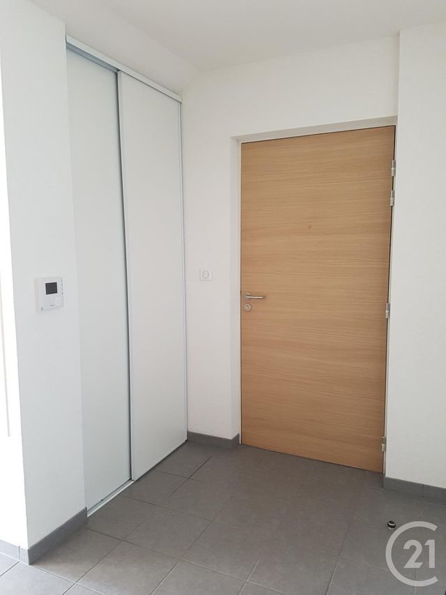 Appartement T3 &agrave; louer - 3 pi&egrave;ces - 48,13 m2 - Les Fins - 25 - FRANCHE-COMTE