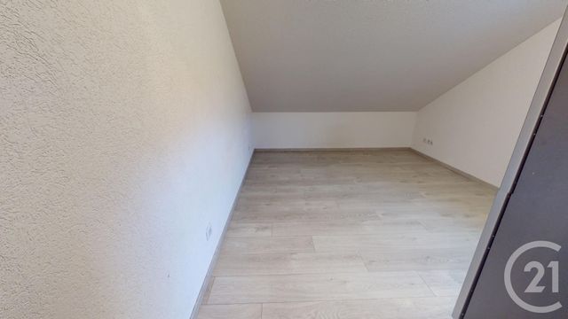 Appartement T3 &agrave; louer - 3 pi&egrave;ces - 48,13 m2 - Les Fins - 25 - FRANCHE-COMTE