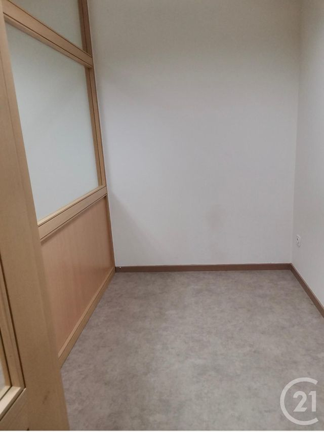 Appartement Local à louer - 1 pièce - 49,14 m2 - Villers Le Lac - 25 - FRANCHE-COMTE