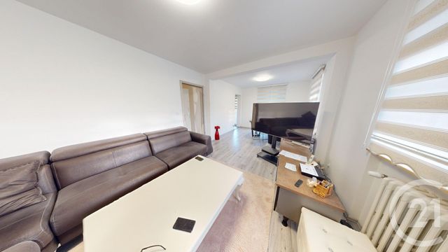 Afficher la photo en grand Maison à vendre - 6 pièces - 210 m2 - Morteau - 25 - FRANCHE-COMTE