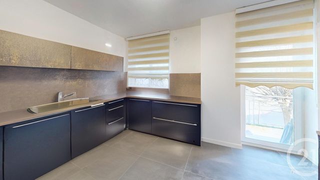 Afficher la photo en grand Maison à vendre - 6 pièces - 210 m2 - Morteau - 25 - FRANCHE-COMTE