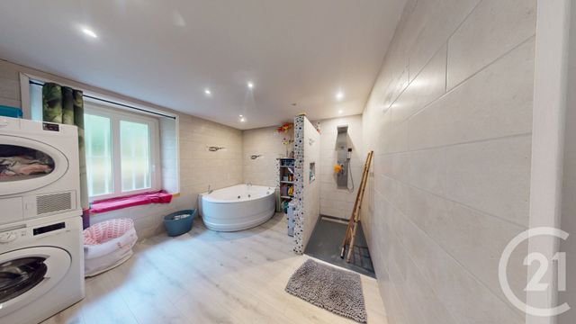 Appartement T4 à vendre - 4 pièces - 103 m2 - Les Fins - 25 - FRANCHE-COMTE