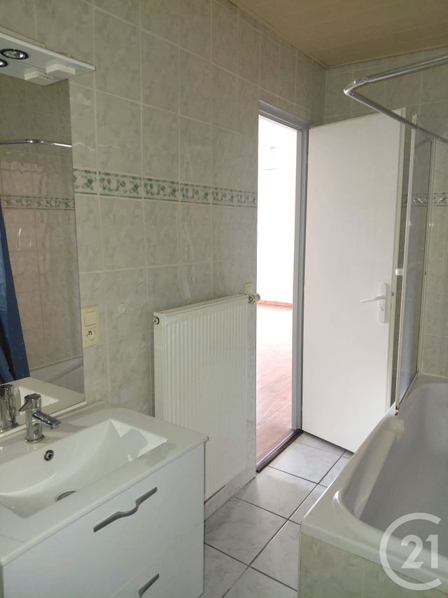 Appartement T3 &agrave; vendre - 3 pi&egrave;ces - 68,78 m2 - Morteau - 25 - FRANCHE-COMTE