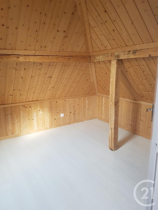 Appartement à louer - 7 pièces - 110 m2 - Morteau - 25 - FRANCHE-COMTE