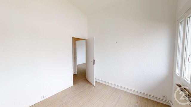 Appartement F4 &agrave; louer - 4 pi&egrave;ces - 92 m2 - Valdahon - 25 - FRANCHE-COMTE