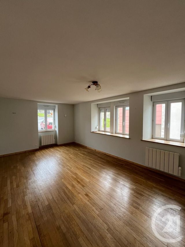 Appartement F4 à louer - 4 pièces - 80 m2 - Avoudrey - 25 - FRANCHE-COMTE